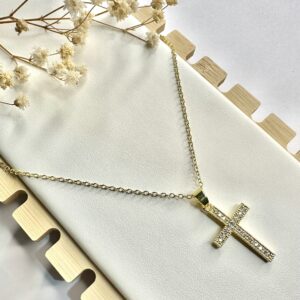 Cruz Zircon